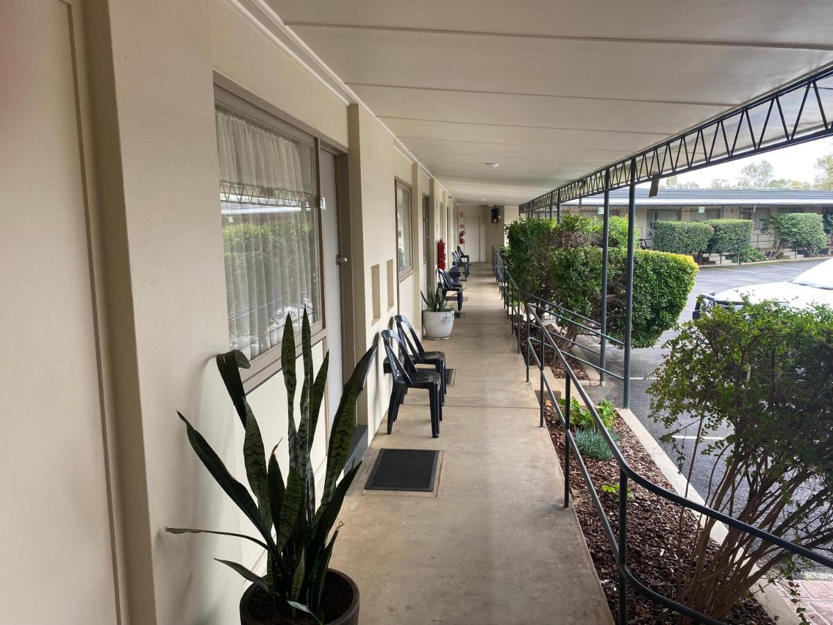Ben Hall Motor Inn Forbes Zewnętrze zdjęcie
